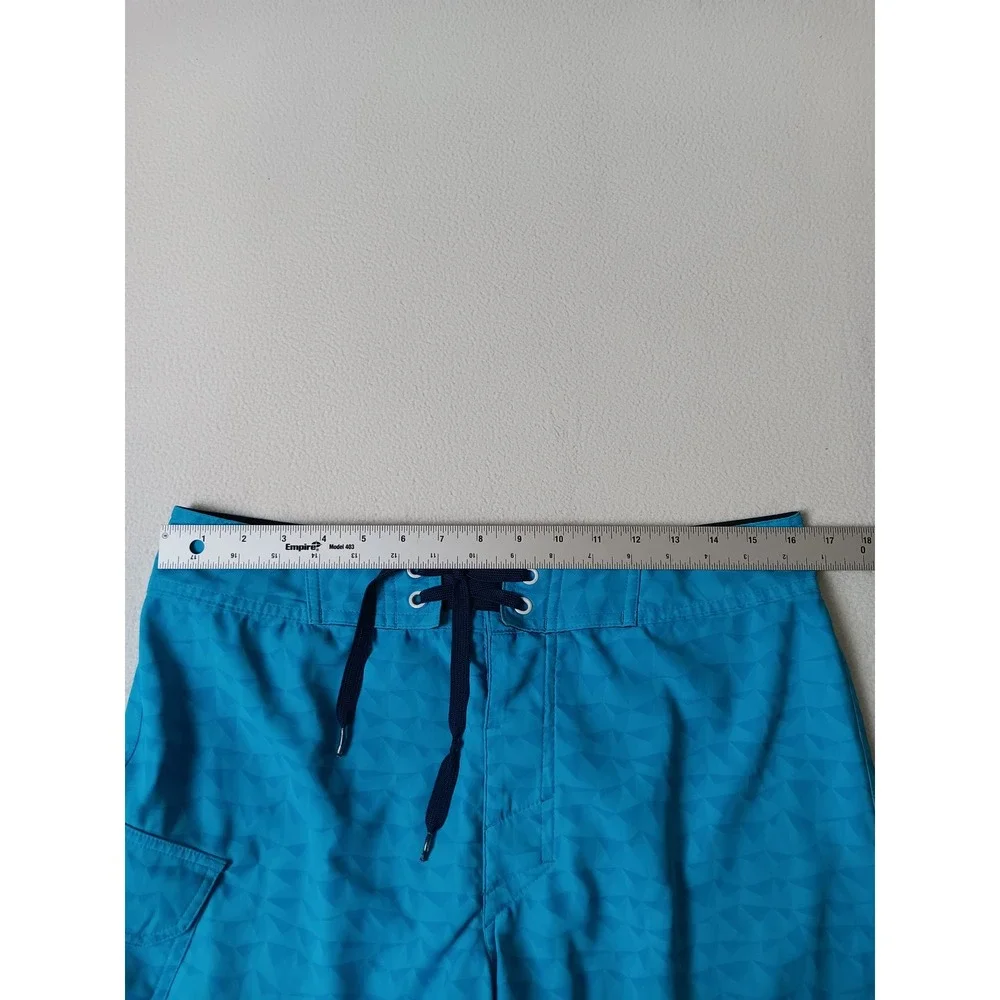 Under Armour Mens Blue Geometric HeatGear Board Shorts Swim Trunks Size 32